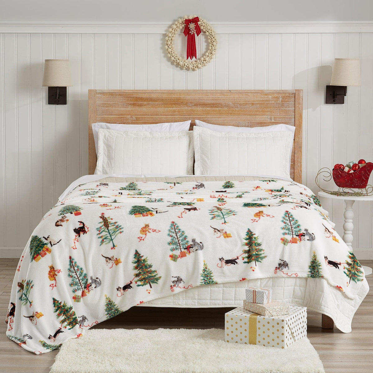 Pearl Holiday Velvet Plush Blanket