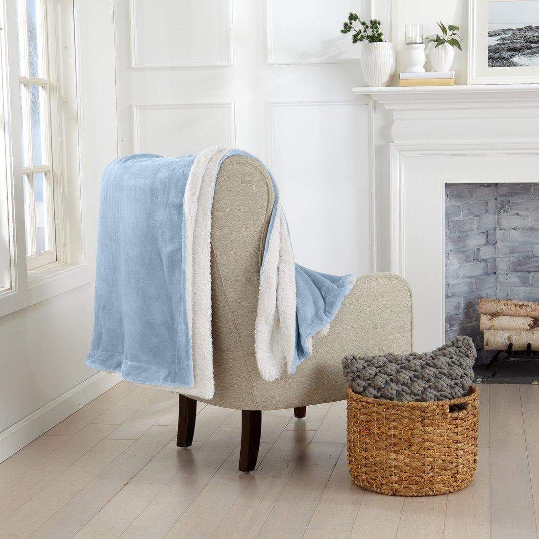 Kinsley Velvet Plush + Sherpa Reversible Blanket