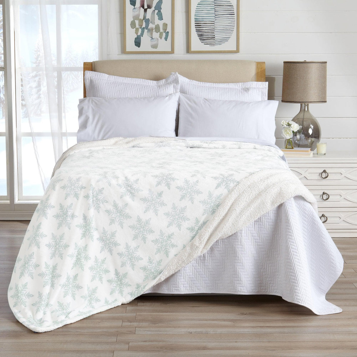 Kinsley Velvet Plush + Sherpa Reversible Blanket