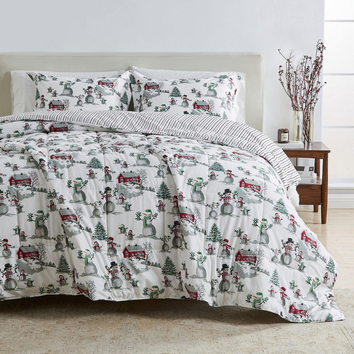 Odette Reversible Comforter + Sham Set