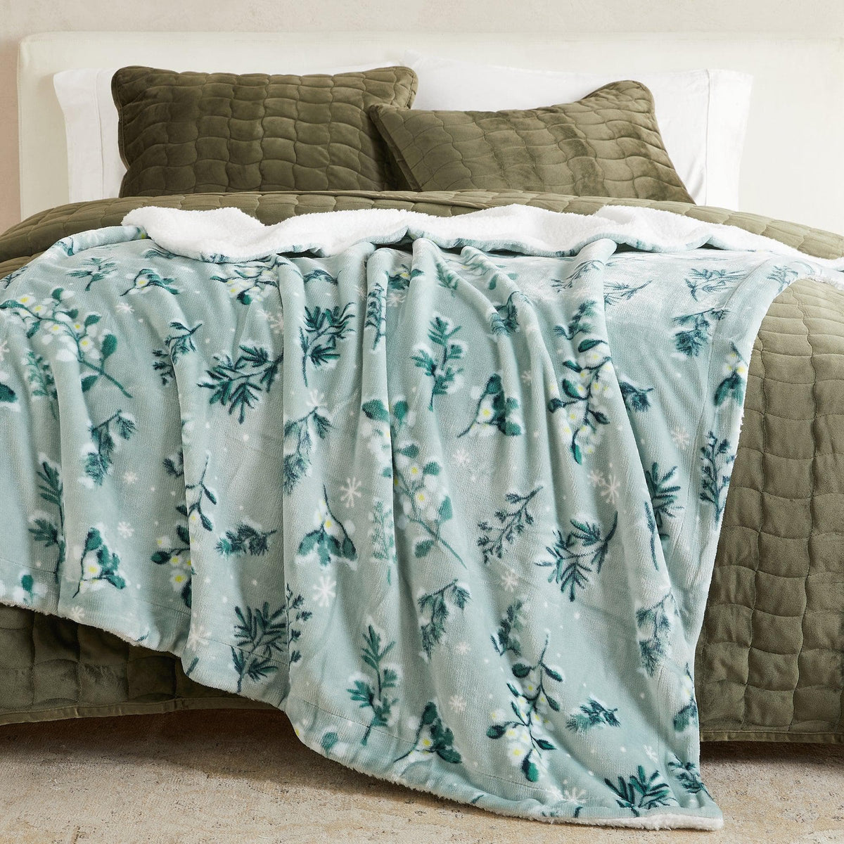 Kinsley Velvet Plush + Sherpa Reversible Blanket