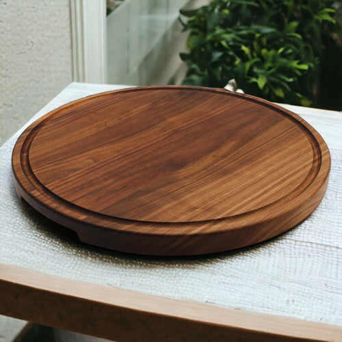 18" Round Wood Cutting Board with Feet & Juice Groove
