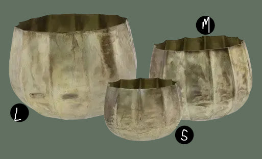Cobblestone Metal Pot, 3 Size Options
