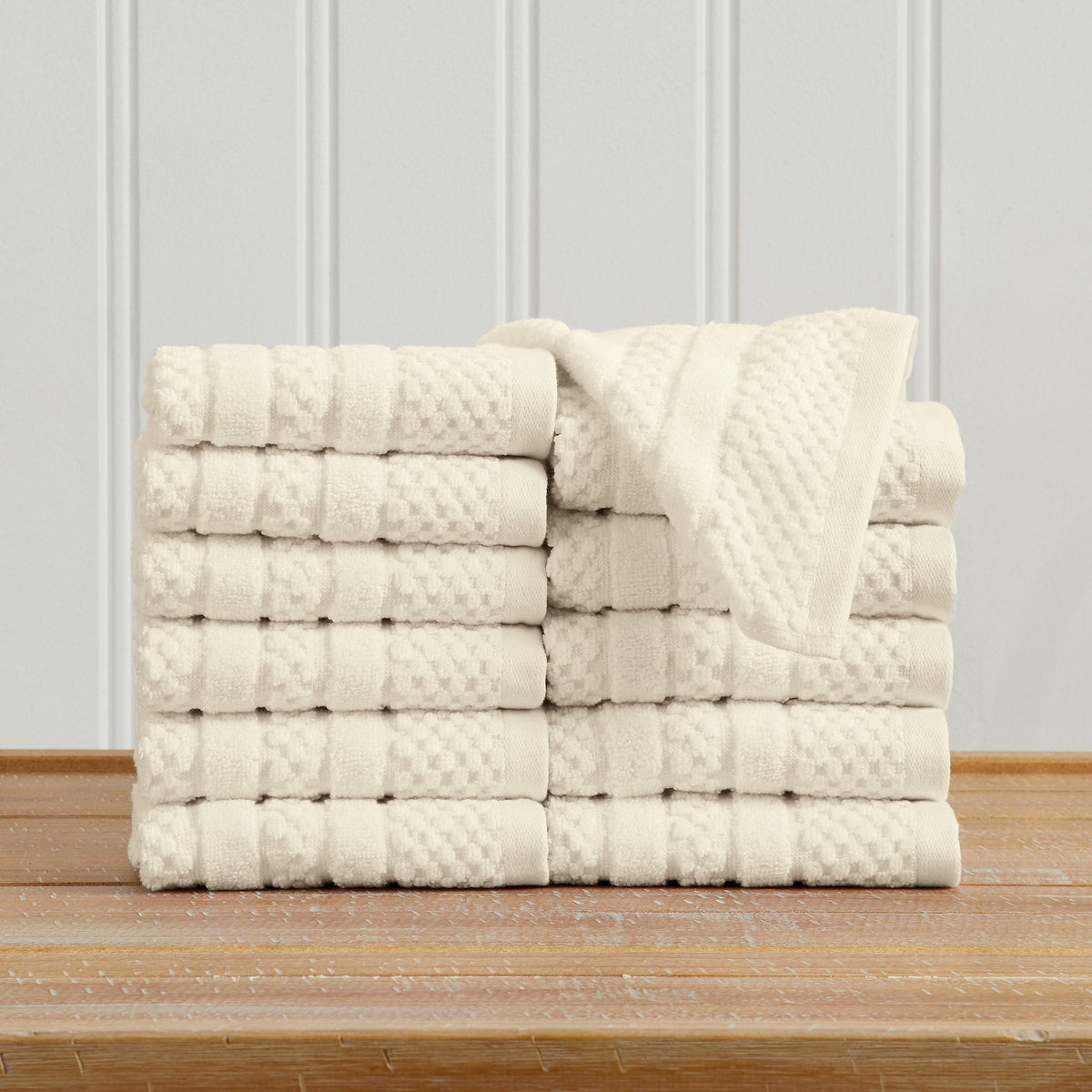 Giuliana Cotton Checkered Jacquard Towel Collection