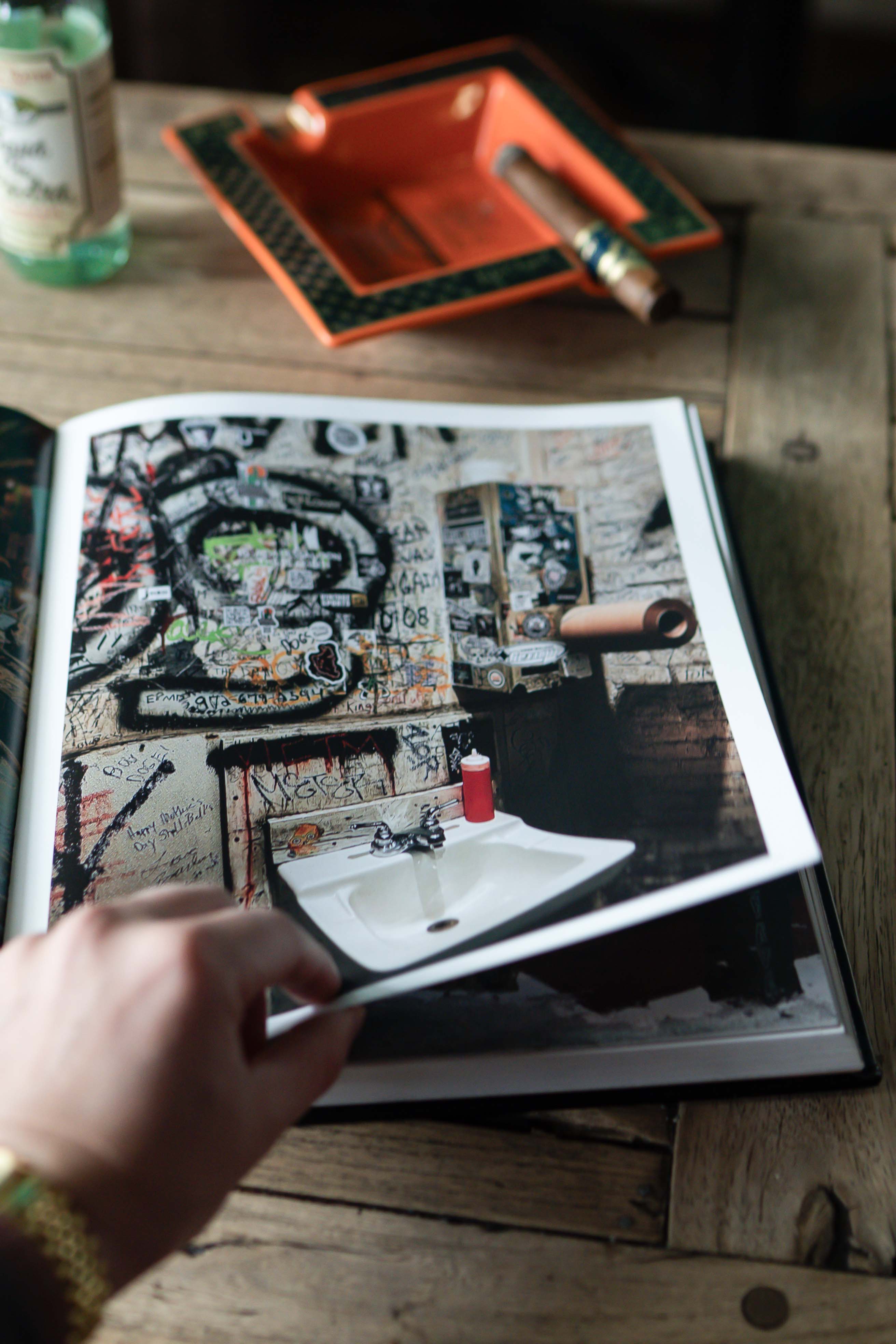 Texas Dive Bars coffee table book