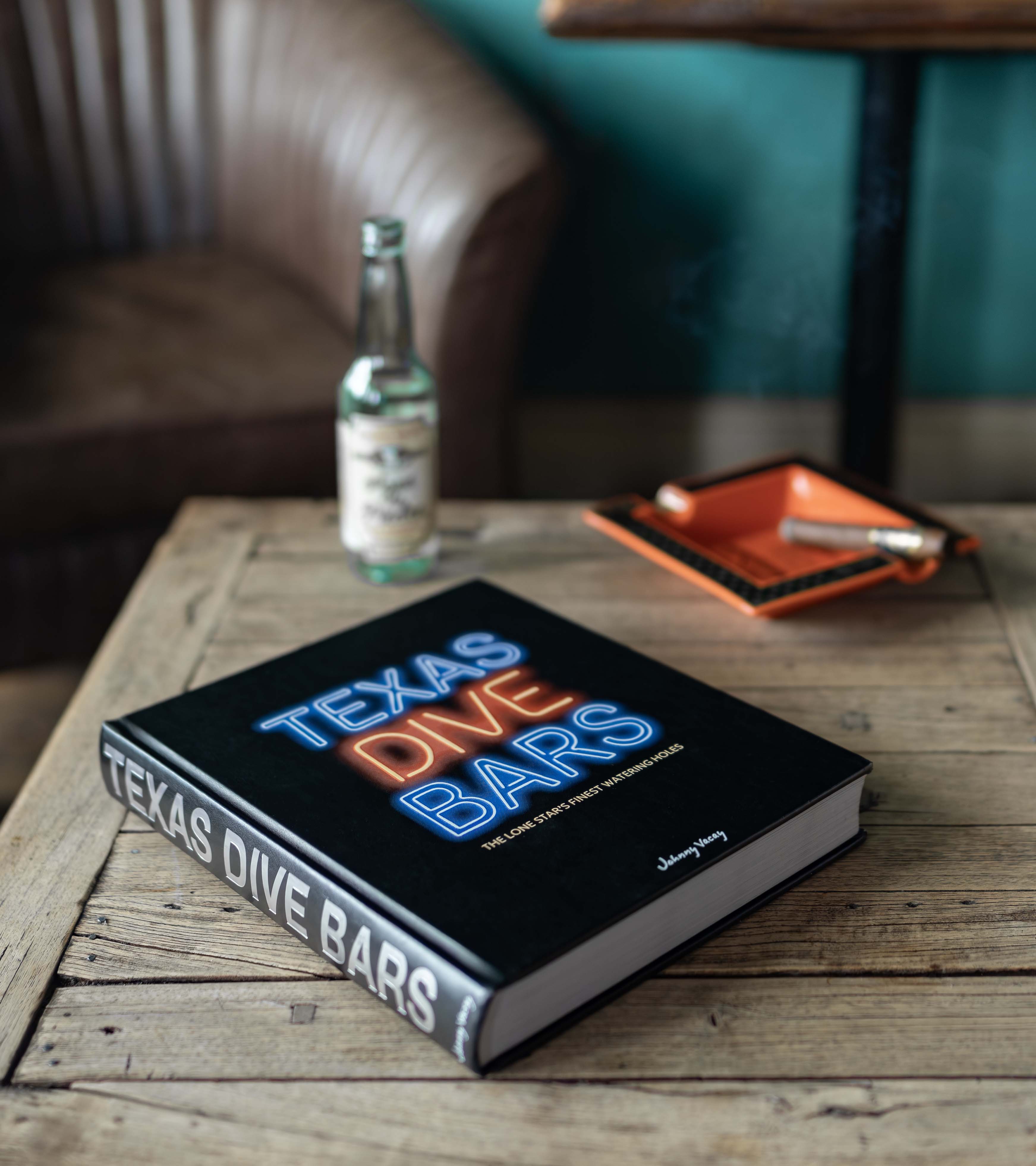 Texas Dive Bars coffee table book