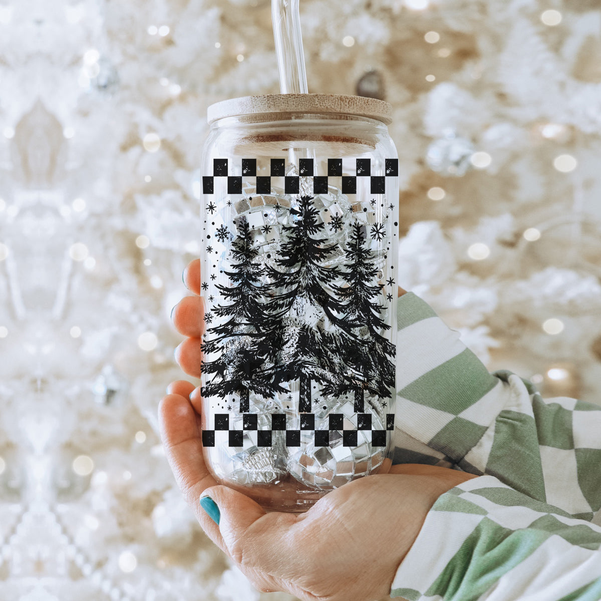 Retro Christmas Tree 17oz