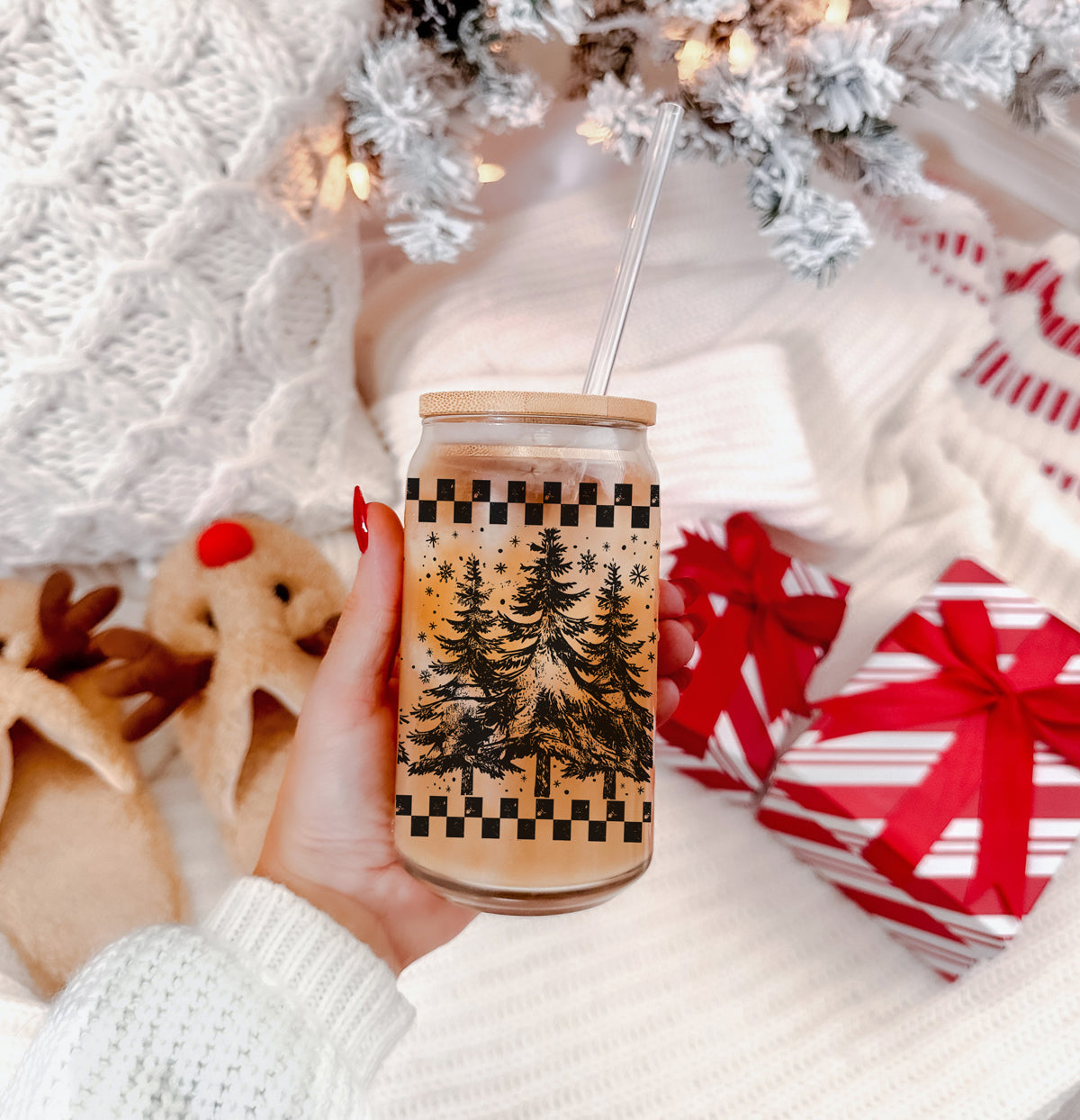 Retro Christmas Tree 17oz