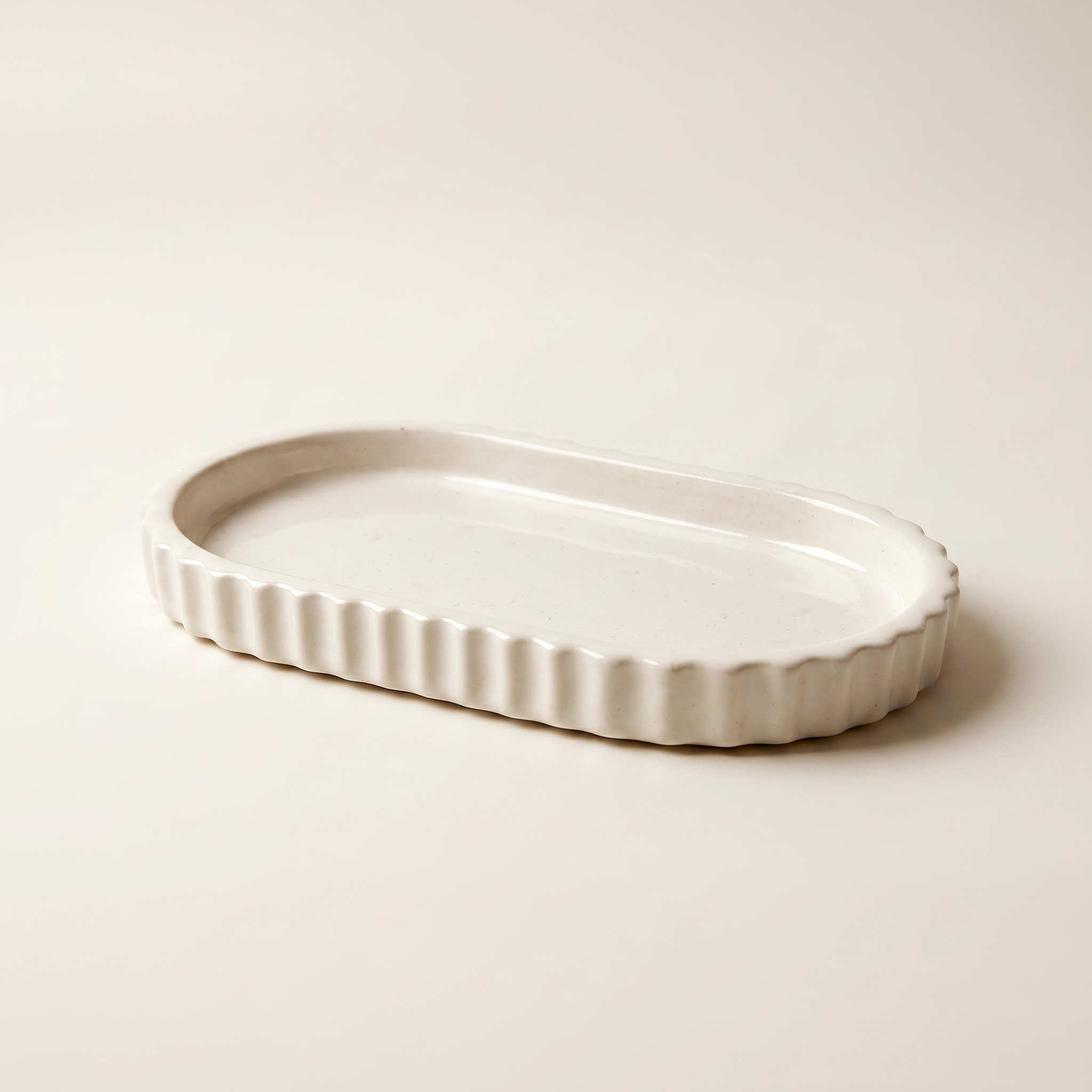 Scalloped Oblong Catchall Tray