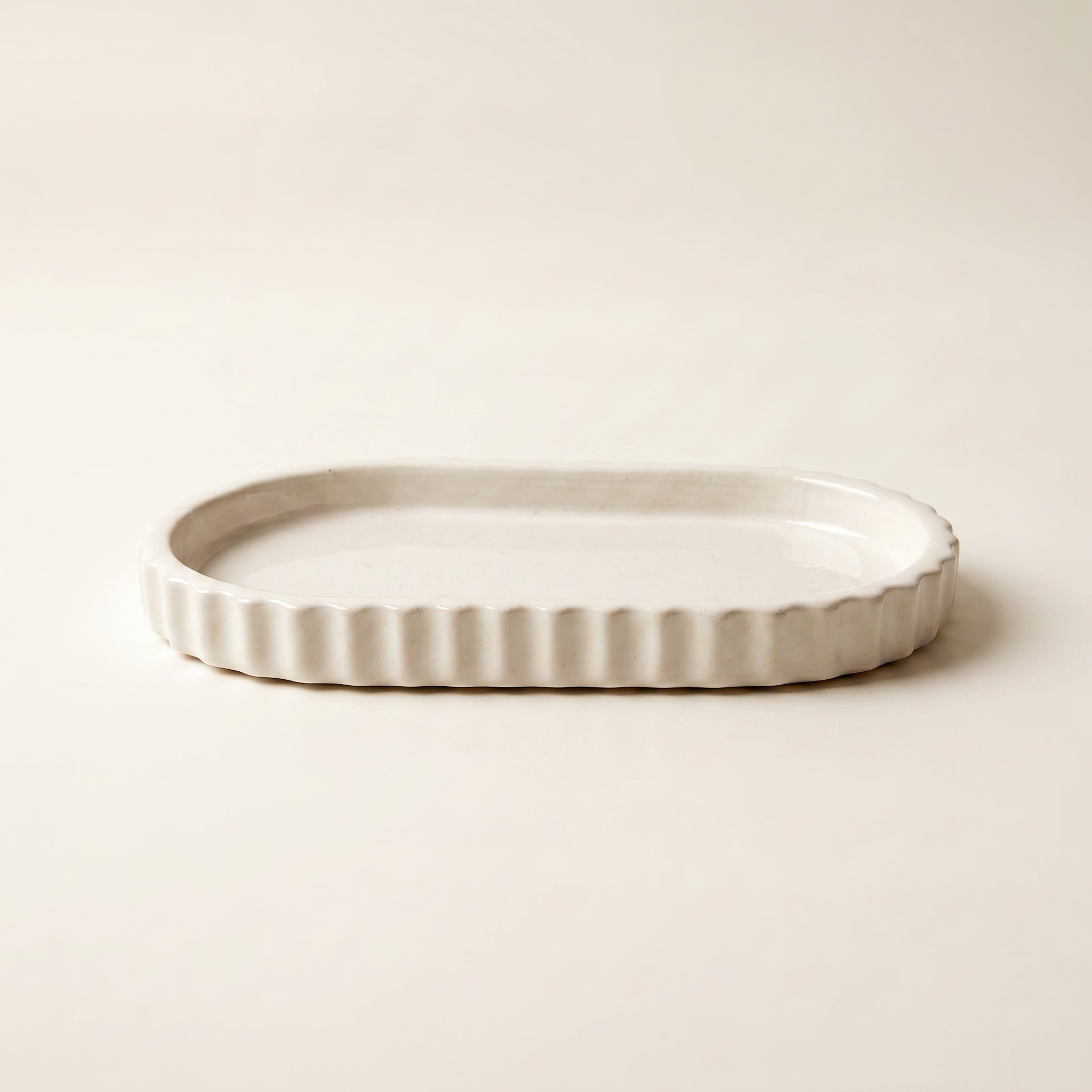 Scalloped Oblong Catchall Tray