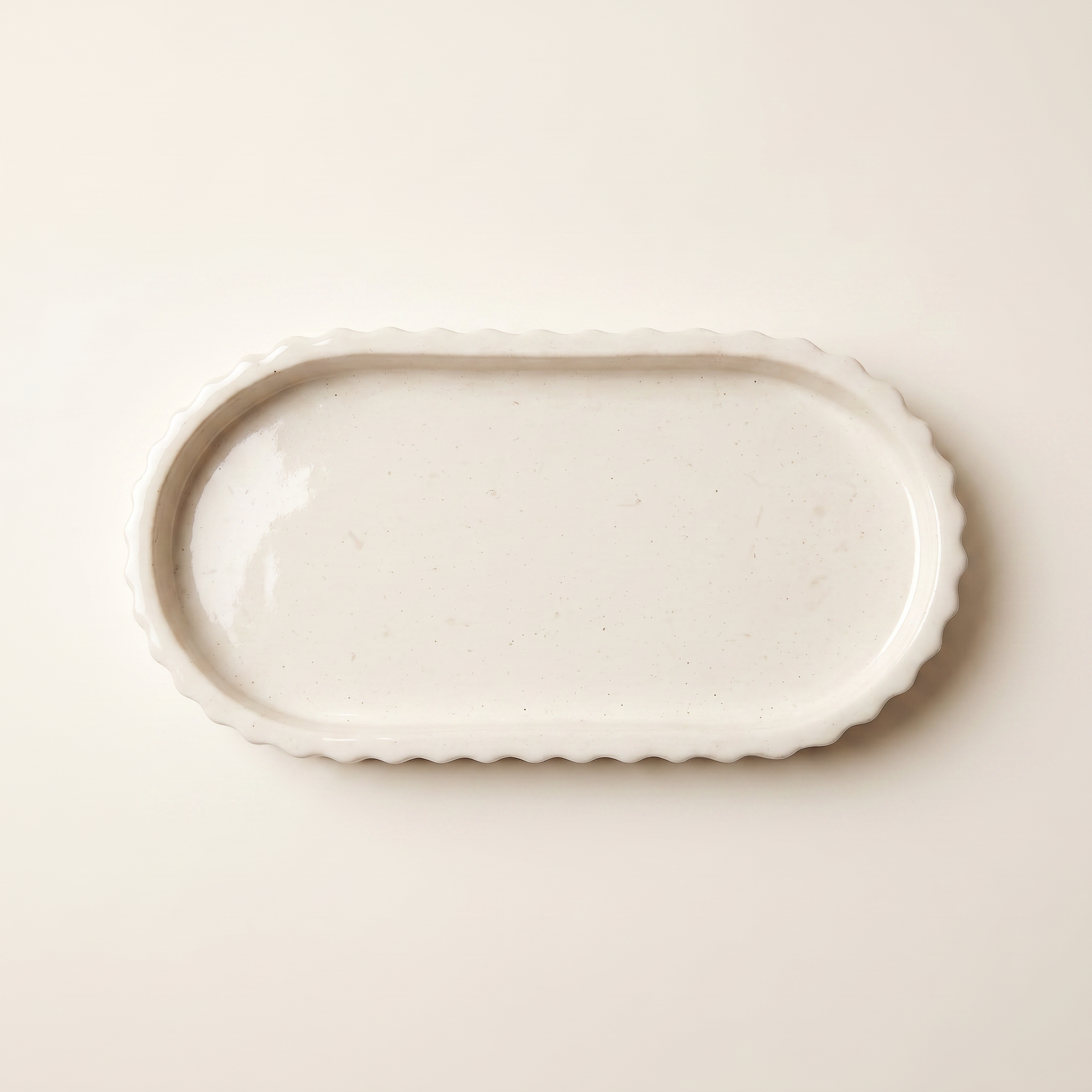 Scalloped Oblong Catchall Tray