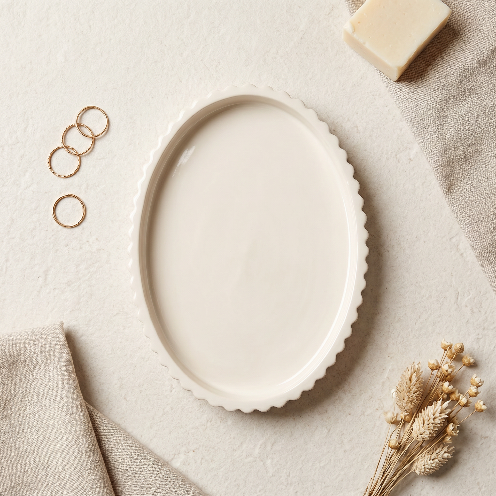 Scalloped Oval Tray