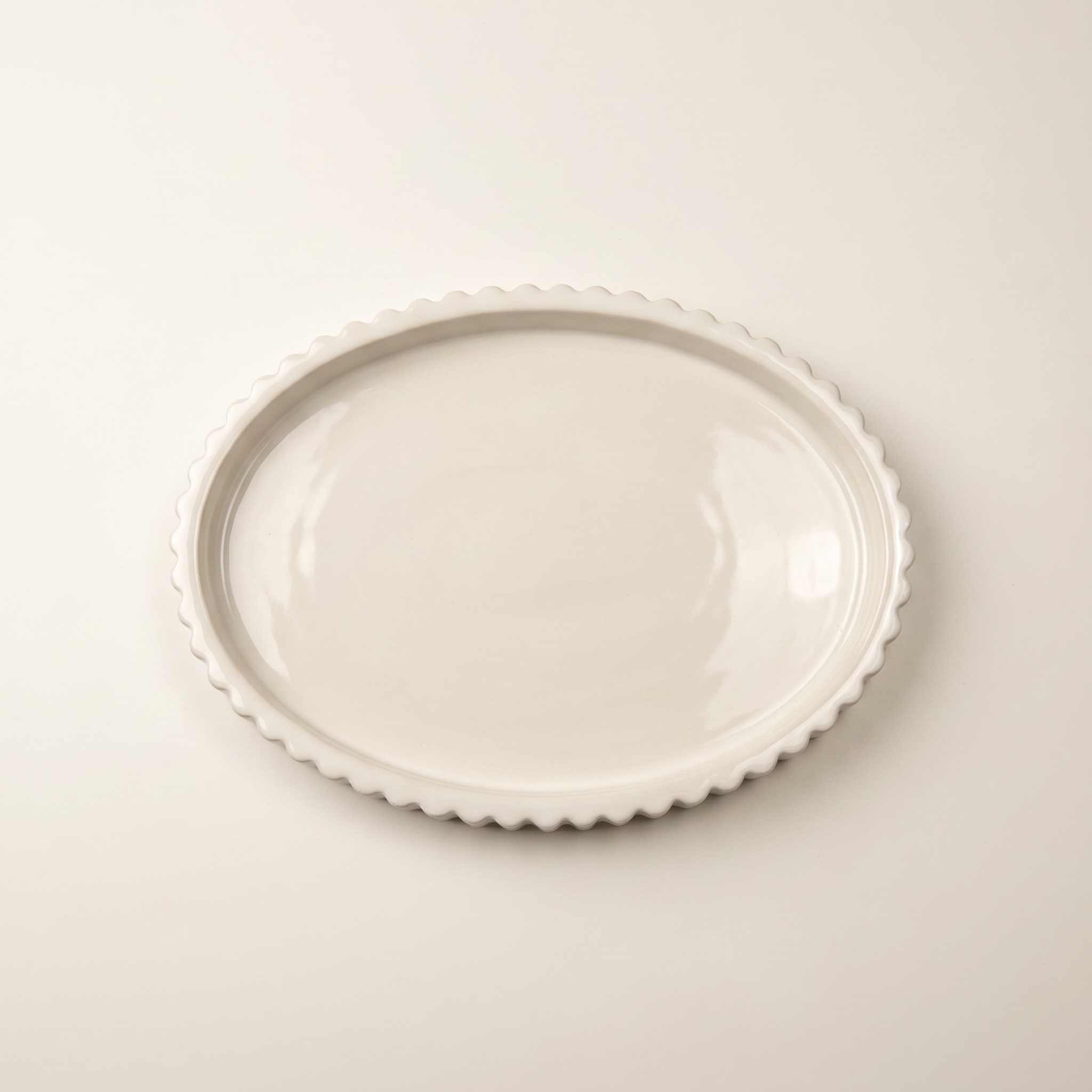 Scalloped Oval Tray