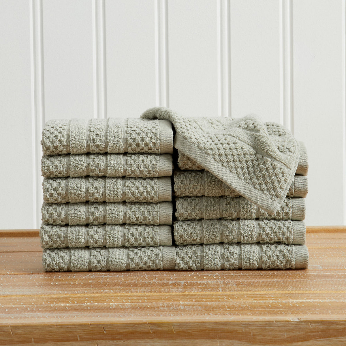 Giuliana Cotton Checkered Jacquard Towel Collection