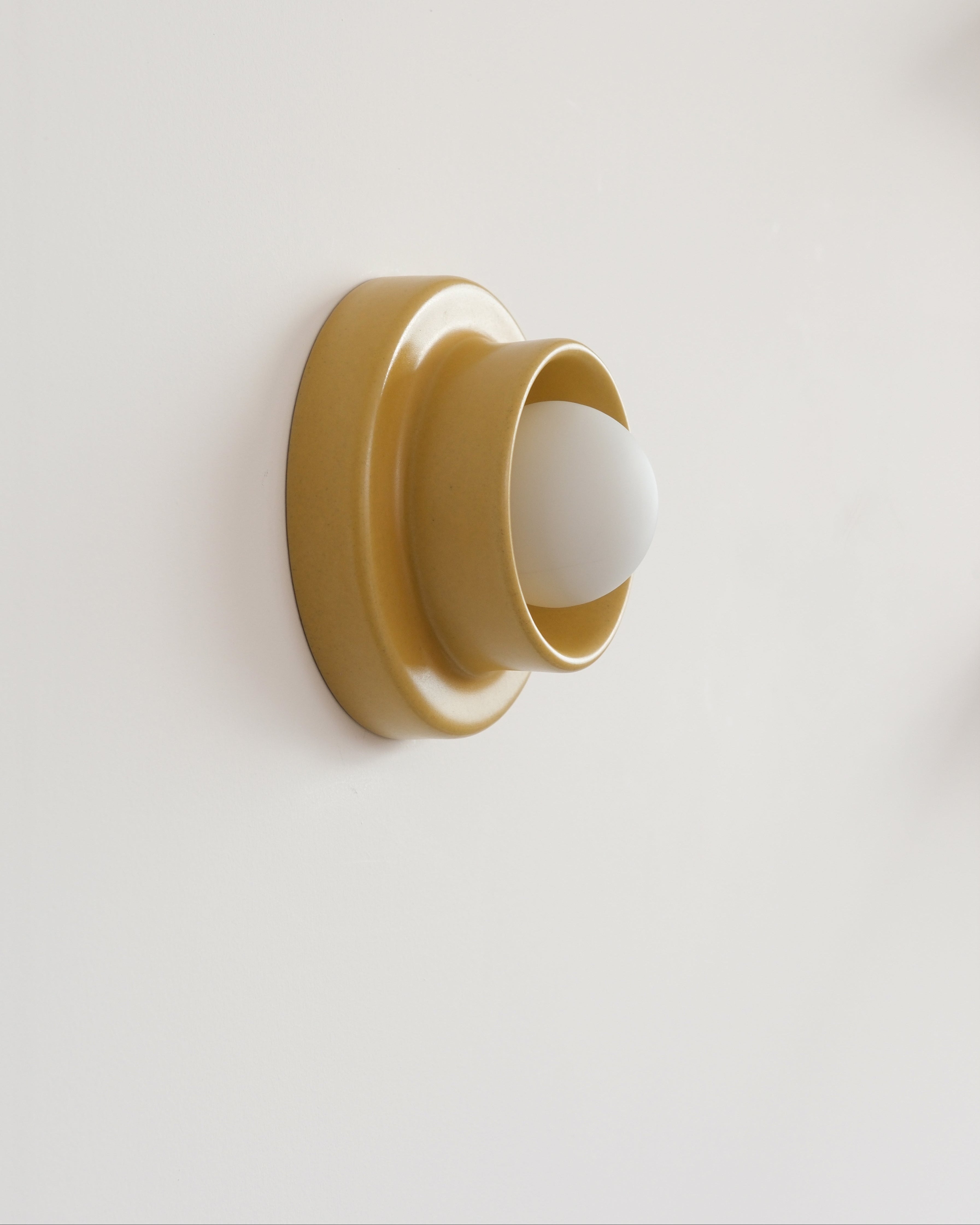 Q Sconce